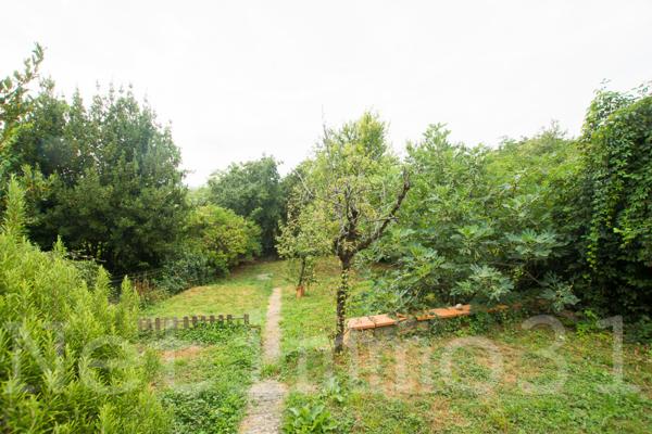 maison avec jardin au centre de Puylaurens