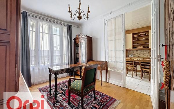 Appartement à vendre    6 pièces • 121,27 m2 Châtillon