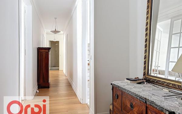 Appartement à vendre    6 pièces • 121,27 m2 Châtillon