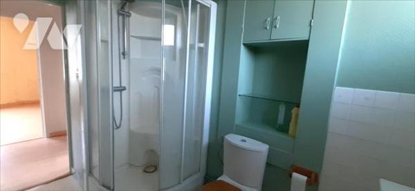 IMMEUBLE A USAGE MIXTE EQUEURDREVILLE : BOULANGERIE + APPARTEMENT T4 AU-DESSUS