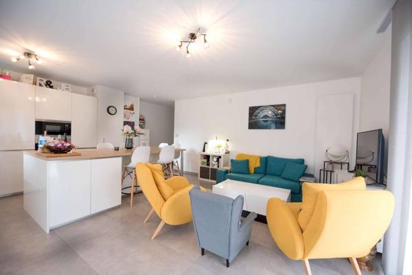 Appartement à louer - Saint-Jorioz 4 pièces de 80 m²