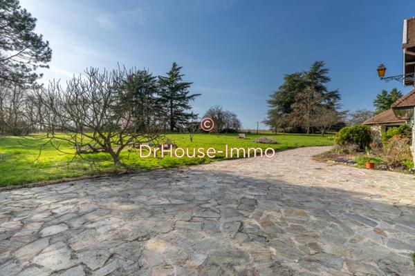 Maison à vendre 17 pièces de 549 m²