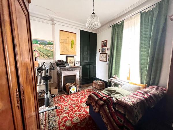 MAISON DE CARACTERE 175 M2  TGV VENDOME 20MN