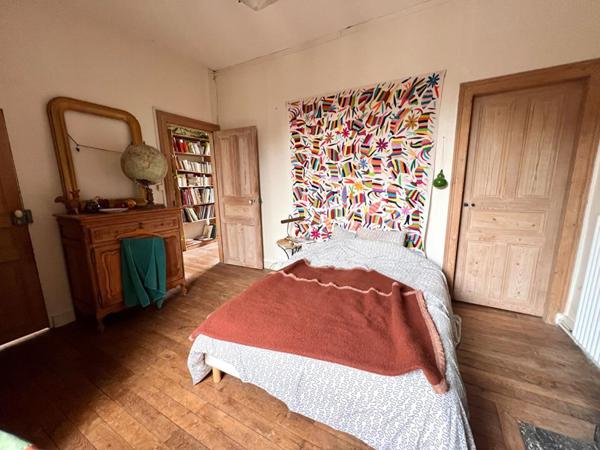 MAISON DE CARACTERE 175 M2  TGV VENDOME 20MN