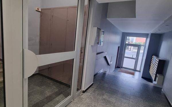 Appartement à vendre    2 pièces • 57,81 m2 Colombes