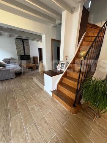 Maison familiale dans cadre privilégié !