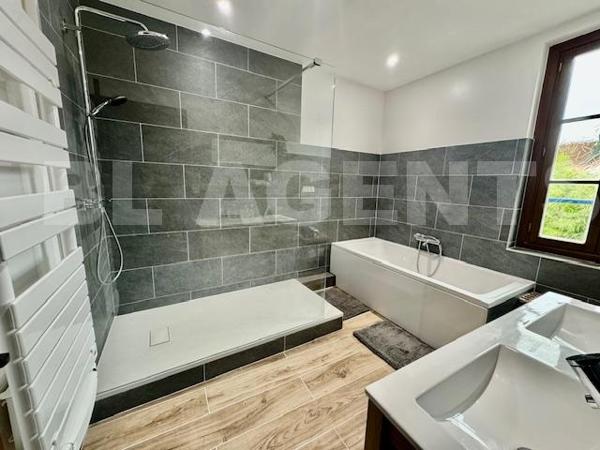 Maison familiale dans cadre privilégié !