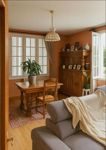 À vendre - Maison mitoyenne 1 côté, 5 pièces située à Carhaix-Plouguer (29270)