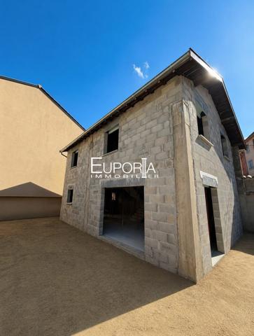 Maison individuelle 4 pièces de 110 m² avec jardin, terrasse et double stationnement – Vancia