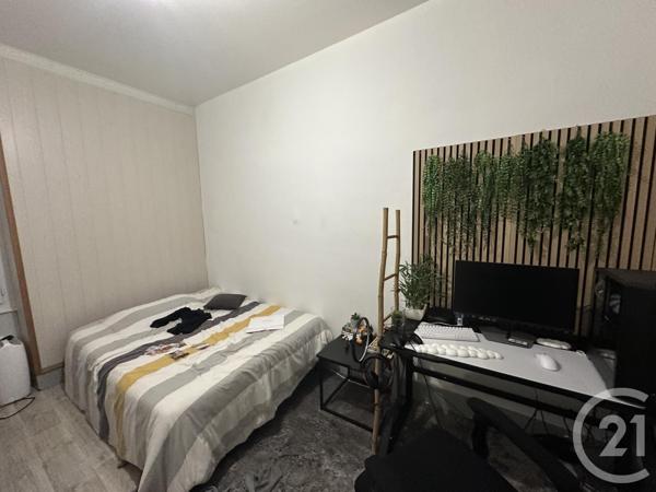 Immeuble à vendre  399,36 m2 ST GERMAIN LESPINASSE - 42