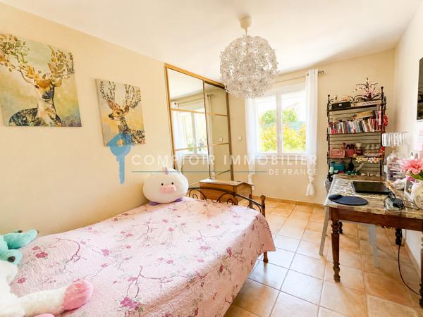 Maison
                                                                                                                                                                                                                                                                                                                        5 pièce(s)                                                                                                                                                                                                          4 chambre(s)                                                                                                                                                                                                          109  m²