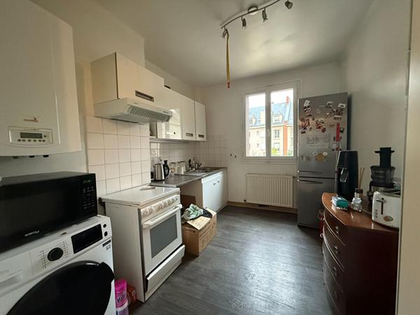 A LOUER centre-ville 3 pièces