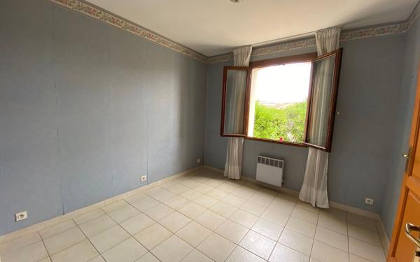 Maison à vendre    4 pièces •  Mudaison