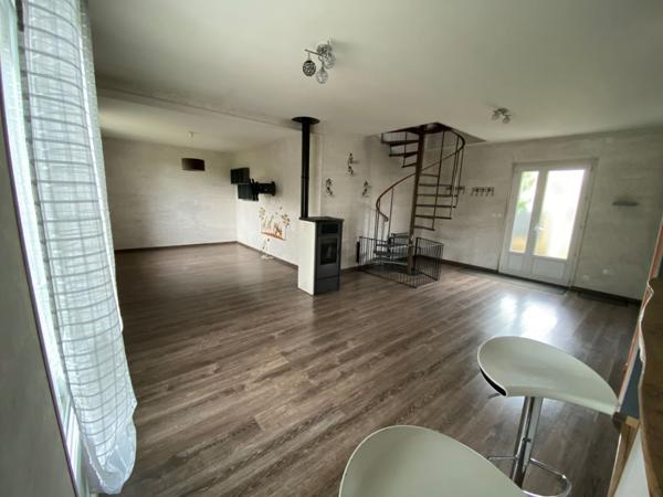 Vente Maison109 m² - 3 Pièces - VENESMES (18190)