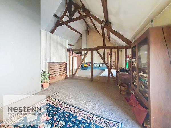 Acheter Maison de caractère 242 m² avec dépendances, jardin et cave sur terrain 850 m² - À rénover - Centre-ville proche toutes commodités