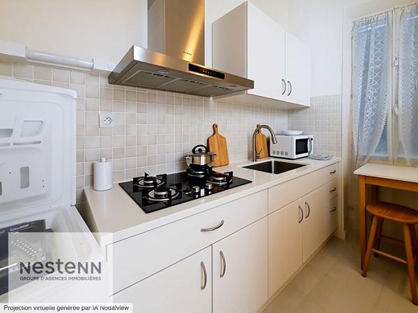 Acheter Maison de caractère 242 m² avec dépendances, jardin et cave sur terrain 850 m² - À rénover - Centre-ville proche toutes commodités