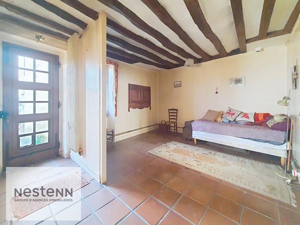 Acheter Maison de caractère 242 m² avec dépendances, jardin et cave sur terrain 850 m² - À rénover - Centre-ville proche toutes commodités