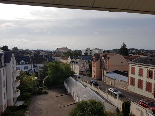 Location Appartement68 m² - 3 Pièces - MONTARGIS (45200)