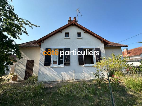 Vente Maison72 m² - 4 Pièces - CHARENTON DU CHER (18210)
