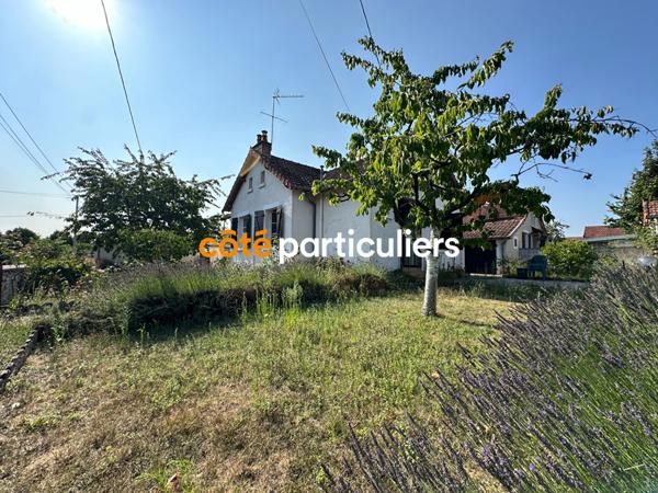 Vente Maison72 m² - 4 Pièces - CHARENTON DU CHER (18210)