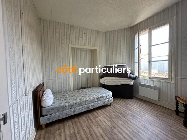 Vente Maison72 m² - 4 Pièces - CHARENTON DU CHER (18210)