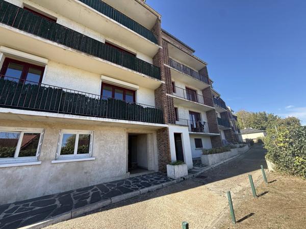 Vente                                                      Appartement
                        
                     1 pièces                      27 m2                     à Ivry-la-Bataille