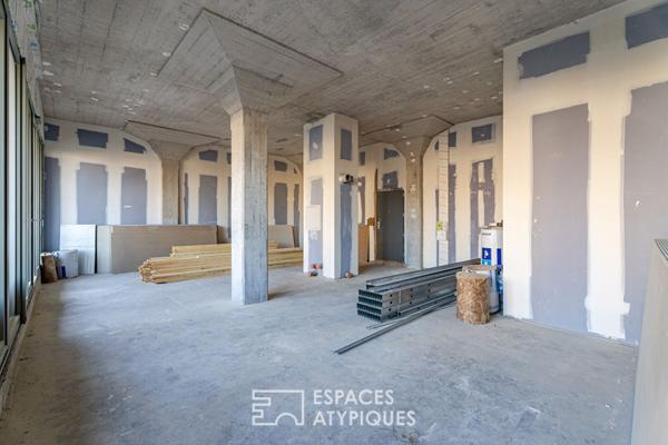 Plateau brut à aménager dans une ancienne imprimerie