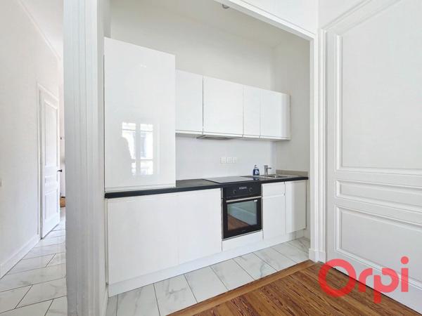 Appartement à louer    2 pièces •    Lyon 6