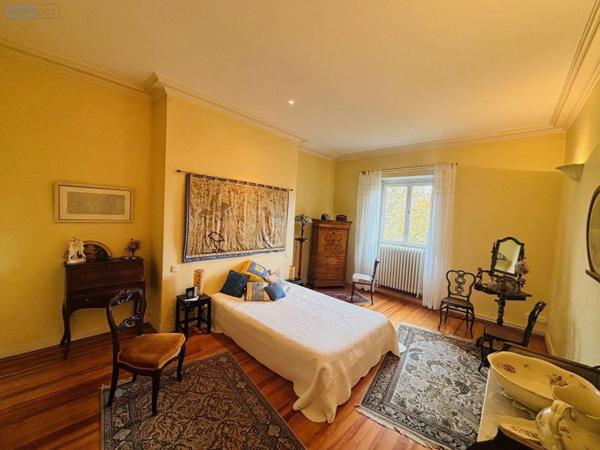 Appartement à vendre à Bordeaux en Gironde (33000), ref : 013/343   
Quinconces