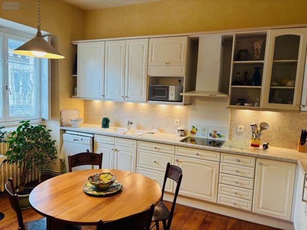 Appartement à vendre à Bordeaux en Gironde (33000), ref : 013/343   
Quinconces