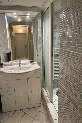 Appartement à vendre à Bordeaux en Gironde (33000), ref : 013/343   
Quinconces