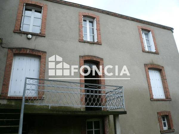 Location Studio 32.6 m² - 18 RUE DES DEUX PONTS Cholet 49300