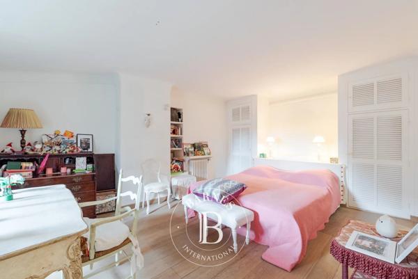 Vence, Villa 9 Chambres -  520 m² à vendre