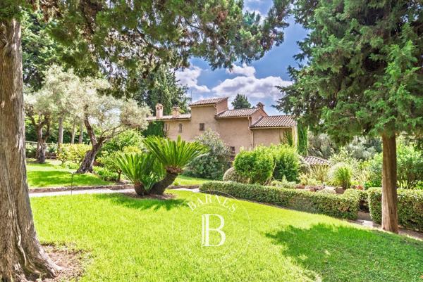 Vence, Villa 9 Chambres -  520 m² à vendre