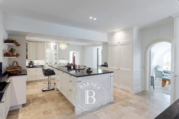 Vence, Villa 9 Chambres -  520 m² à vendre