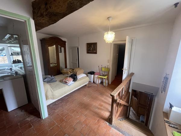 ENSEMBLE DE BIENS PROCHE MONTBARD