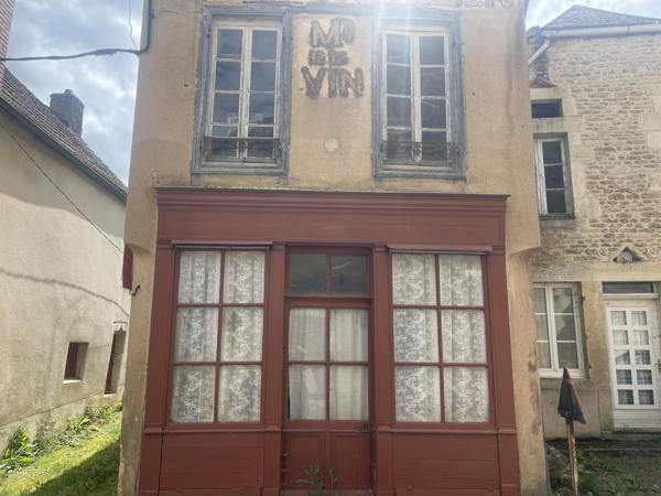 ENSEMBLE DE BIENS PROCHE MONTBARD