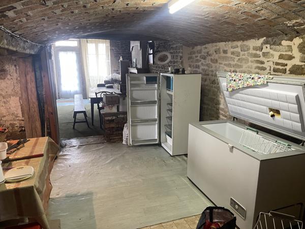 ENSEMBLE DE BIENS PROCHE MONTBARD