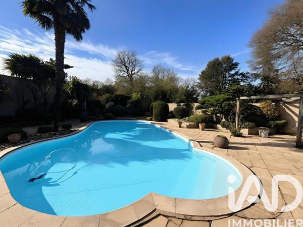 Maison à vendre 8 pièces 217 m² Lagord