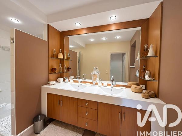 Maison à vendre 8 pièces 217 m² Lagord