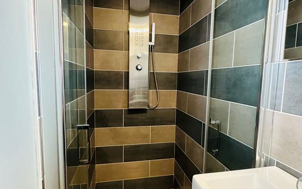 Maison à vendre    6 pièces •  La Verpillière