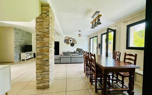 Maison à vendre    6 pièces •  La Verpillière