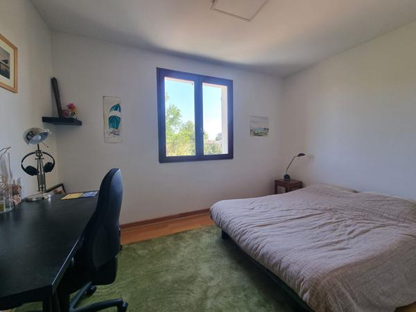 NANTES Croix Bonneau, maison Familiale Spacieuse de 5 Chambres avec Jardin et Terrasse
