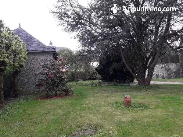 Vente Maison de village 5 pièces 168 m2 à Saint-Cyr-en-Pail
