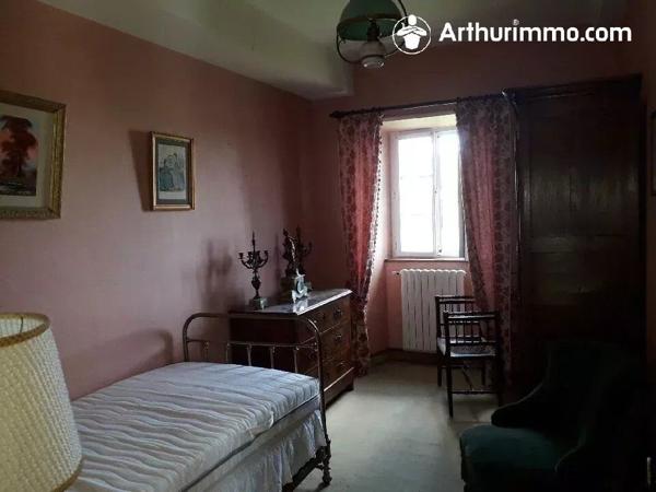 Vente Maison de village 5 pièces 168 m2 à Saint-Cyr-en-Pail