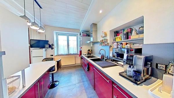 Maison à vendre 8 pièces proche de MONT SOUS VAUDREY (39)