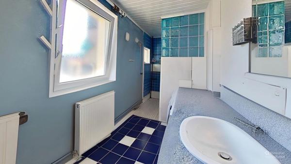 Maison à vendre 8 pièces proche de MONT SOUS VAUDREY (39)