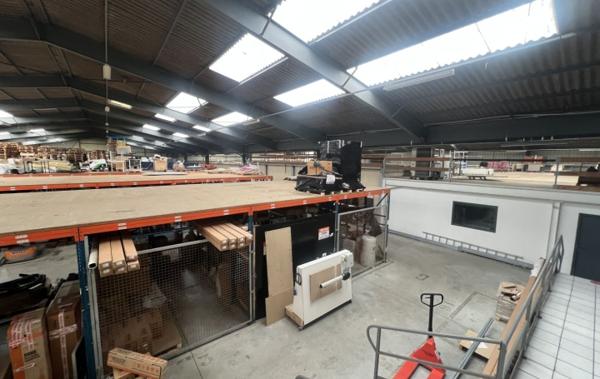 Vente Local commercial Entrepot Nantes   