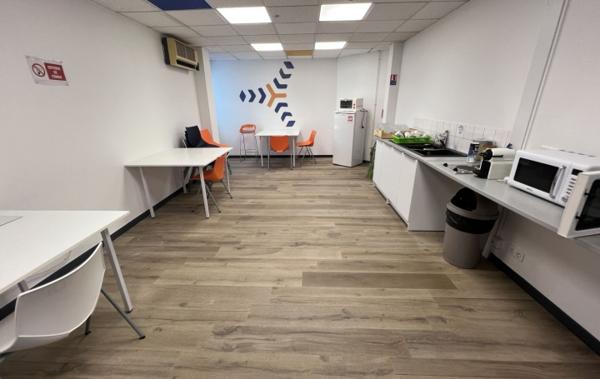 Vente Local commercial Entrepot Nantes   