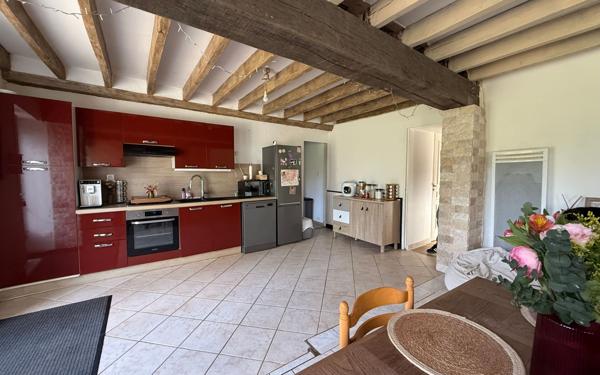 Maison à vendre    3 pièces • 74 m2 René